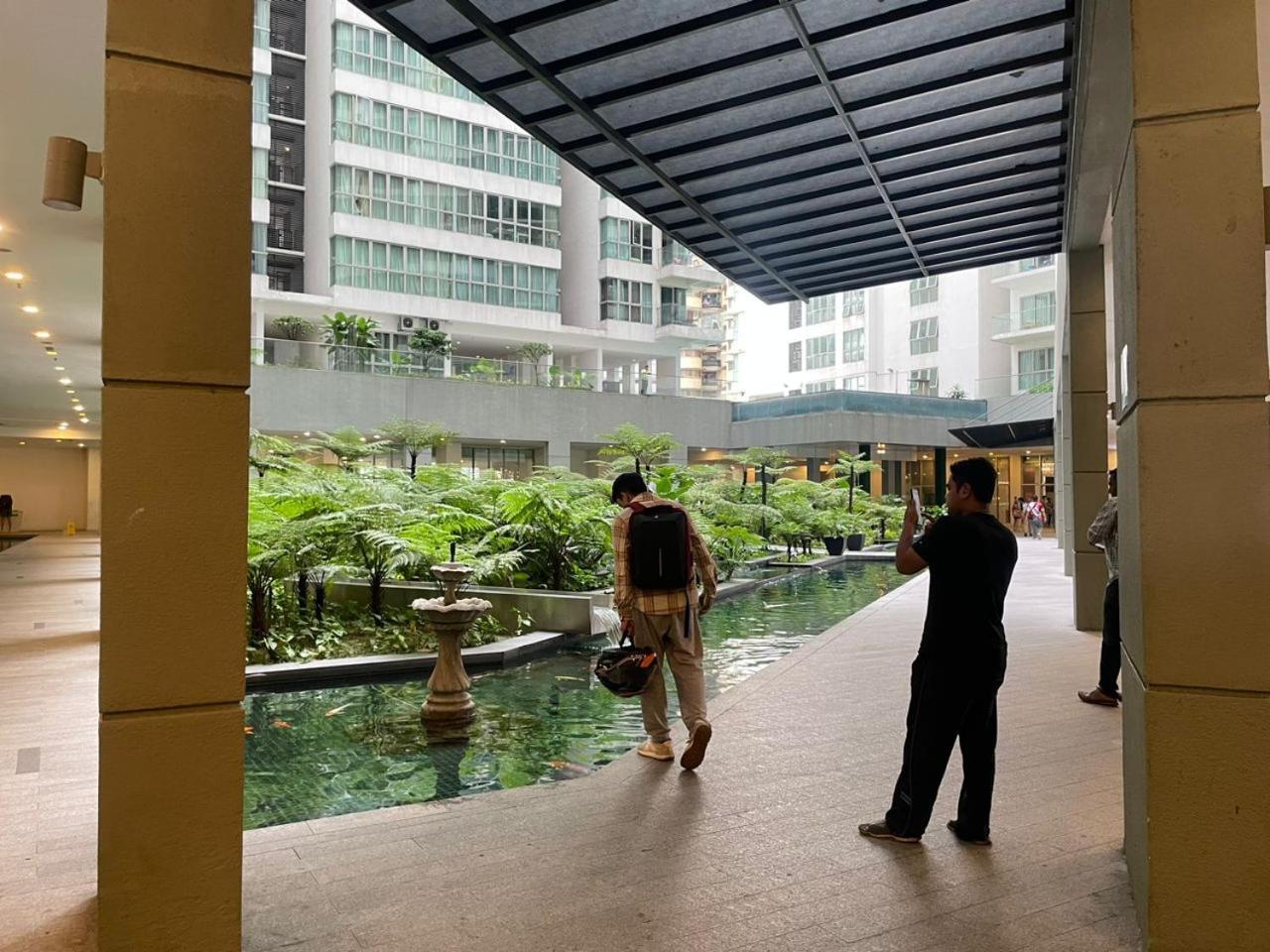 Infinity Pool Dorms Klcc View By Regalia